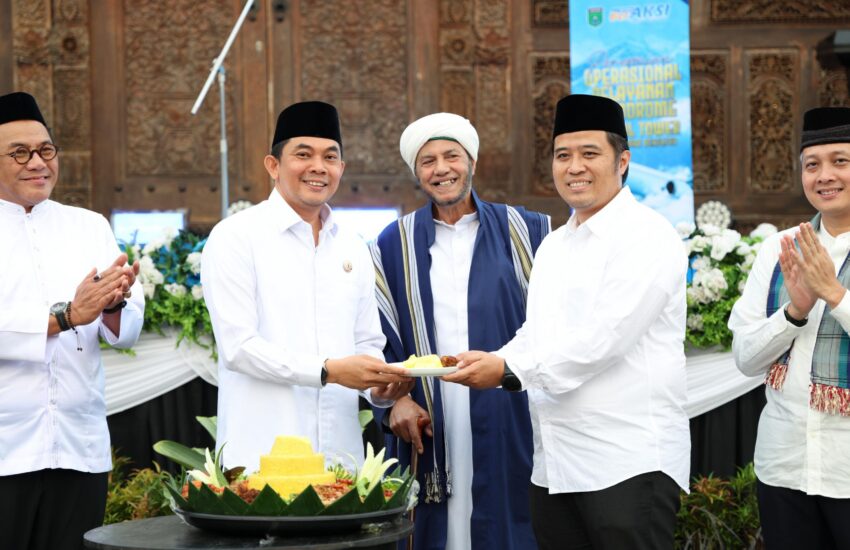 Bupati Andi Rudi Latif Resmikan Operasional Aerodrome Control Tower Bandara Bersujud