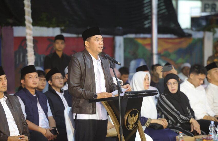 Semarak Idul Fitri, Bupati Andi Rudi Latif Lepas Festival Tanglong 2026