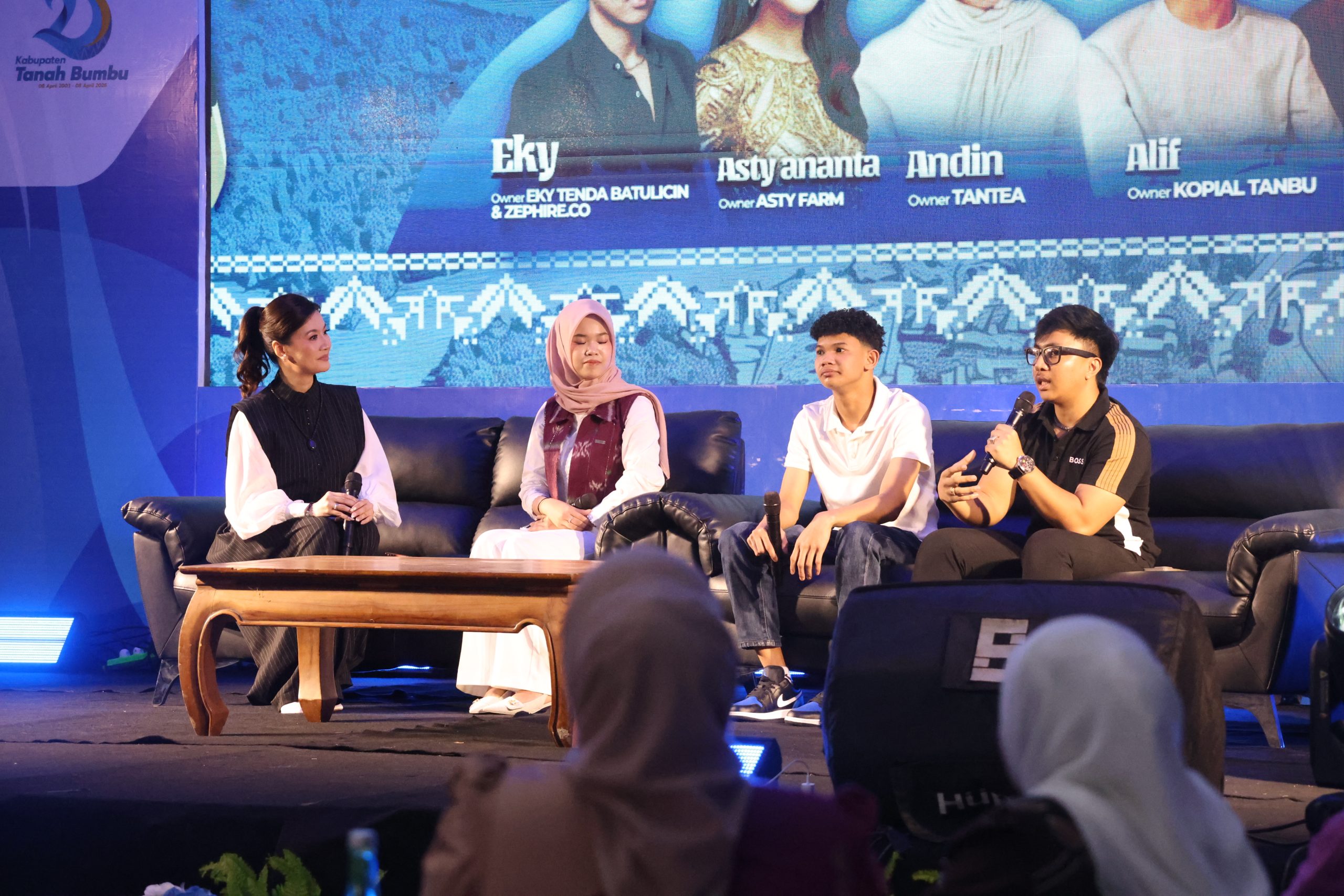 Talkshow Entrepreneur, Andi Irmayani Apresiasi Generasi Muda Tanbu Berinovasi