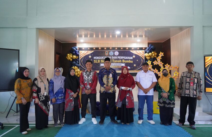 Bupati Tanah Bumbu Apresiasi Kreativitas Siswa SLB di Perpisahan Akhir Tahun Pembelajaran 2025/2026